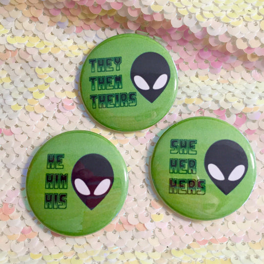 Alien Pronoun Button