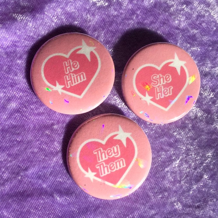 HOLOGRAPHIC Sparkly Heart Pronoun Button