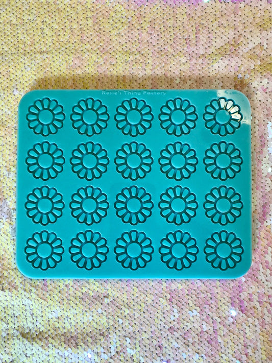Daisy Chain Link Silicone Mold for Resin